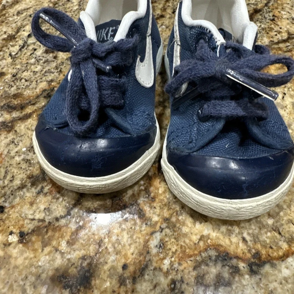 Vintage 1983 Nike Toddler Shoes 830204 TH4 Navy Canvas White Swoosh Kids